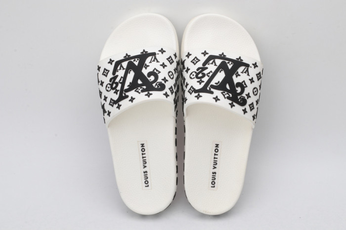 lovt sandal