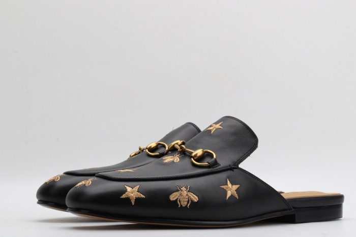 guc loafer