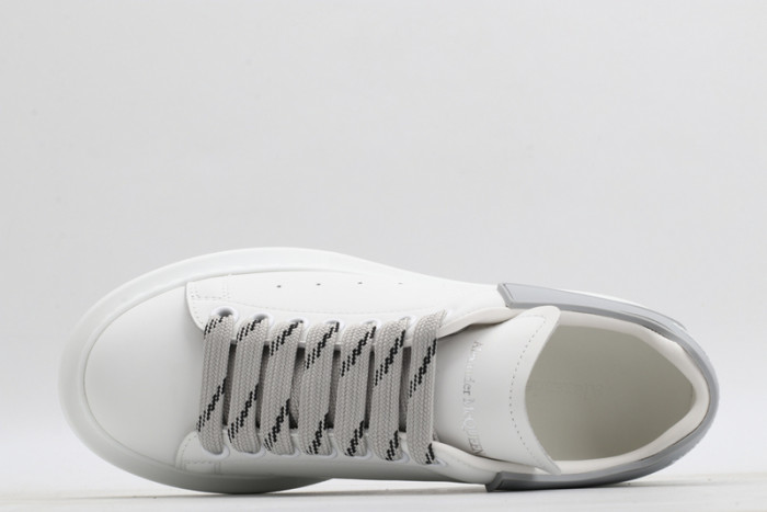 alex mcqu sneakers