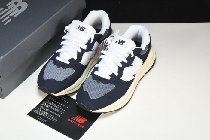 new Ba1an*e 57/40 team navy m5740cd
