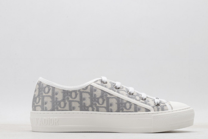 dr b23 homme kaws h903p170