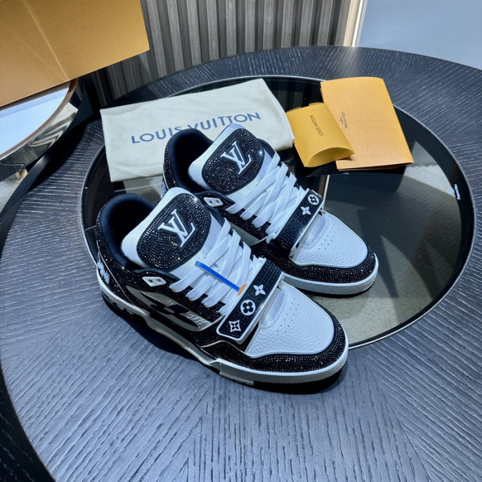 LOVT SNEAKER lv-245