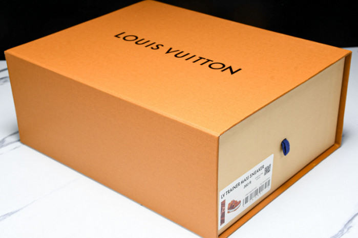 LOVT SNEAKER lv-201