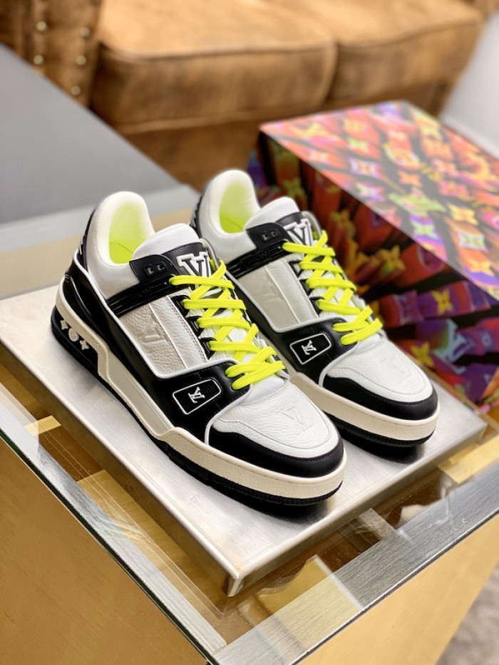 lovt sneaker