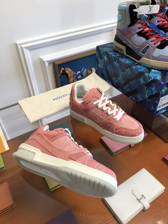 lovt sneaker