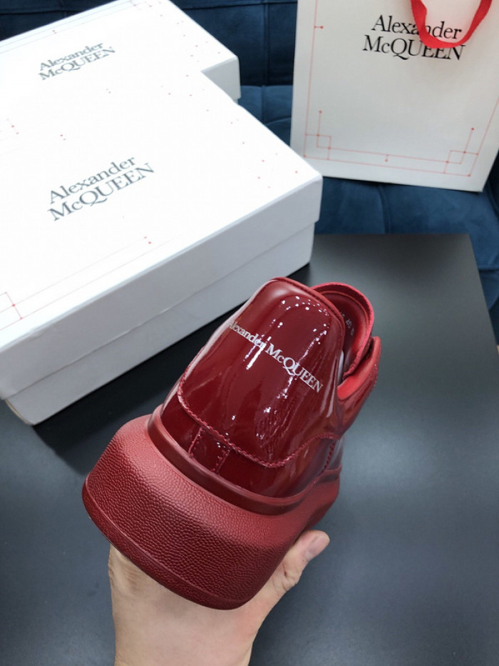 alex mcqu sneakers