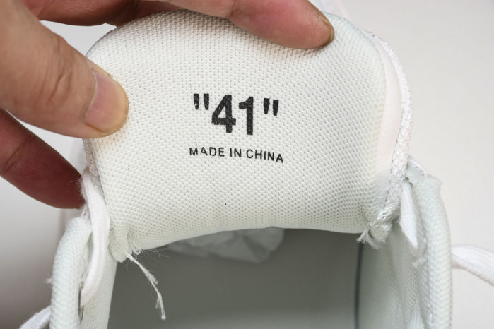 of sneakers ow-13