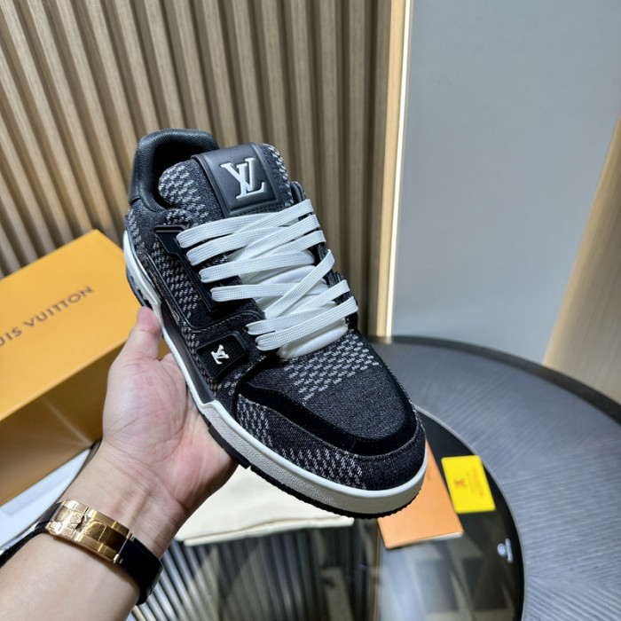 LOVT SNEAKER lv-212
