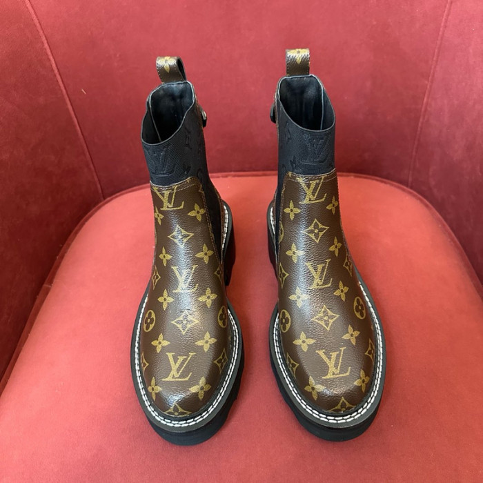 LOVT BOOTS L0-39