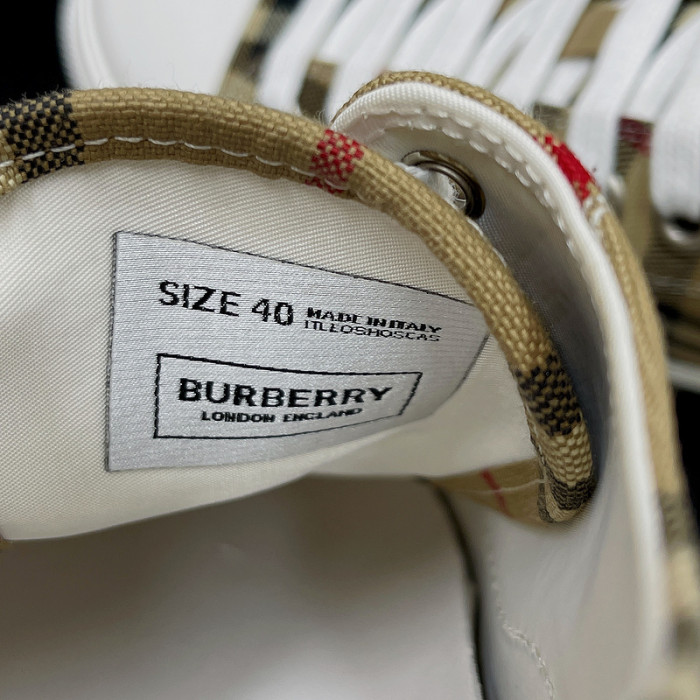 BUBERY SNEAKER