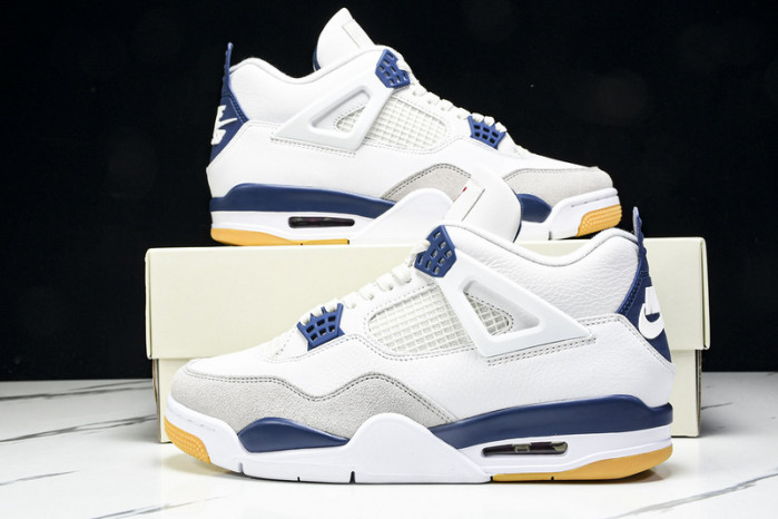 Nike SB x Air Jordan 4 “Navy” DR5415-100