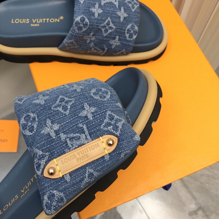 lovt sandal