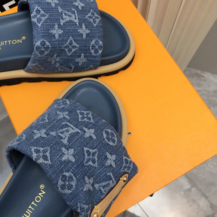 lovt sandal