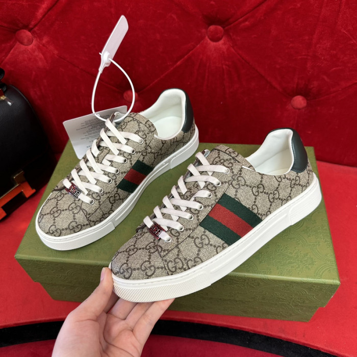 GI ACE EMBROIDERED LOW-TOP SNEAKER 90647