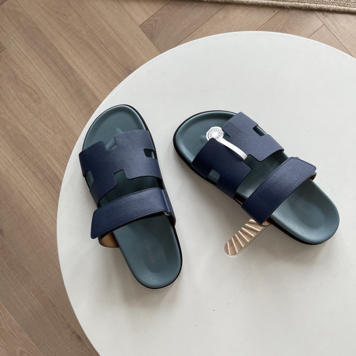 her slides 2405222