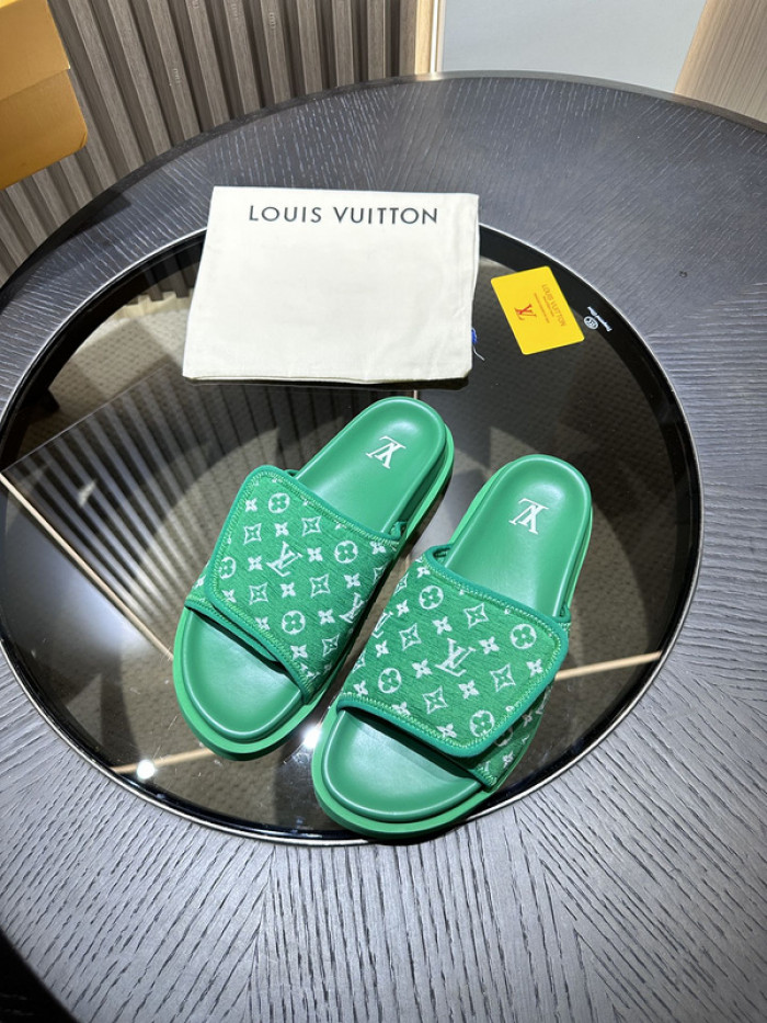 lovt sandal