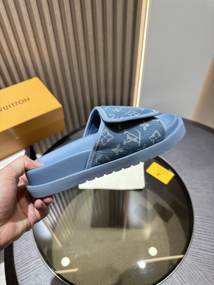 lovt sandal
