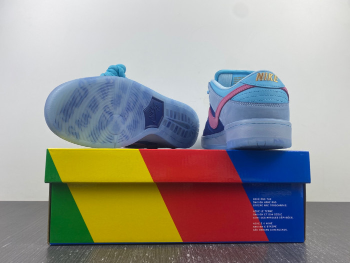 nike sb dunk low run the jewels do9404-400