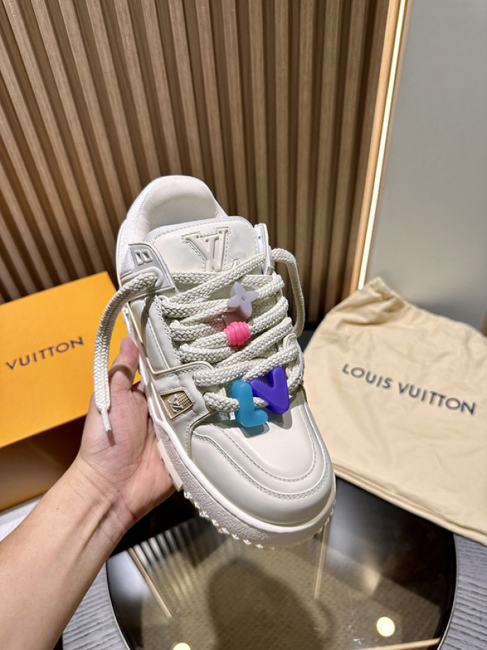 lovt sneaker