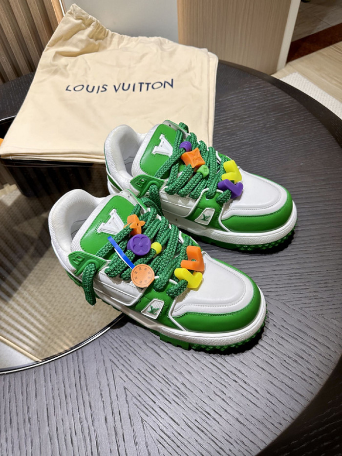 lovt sneaker