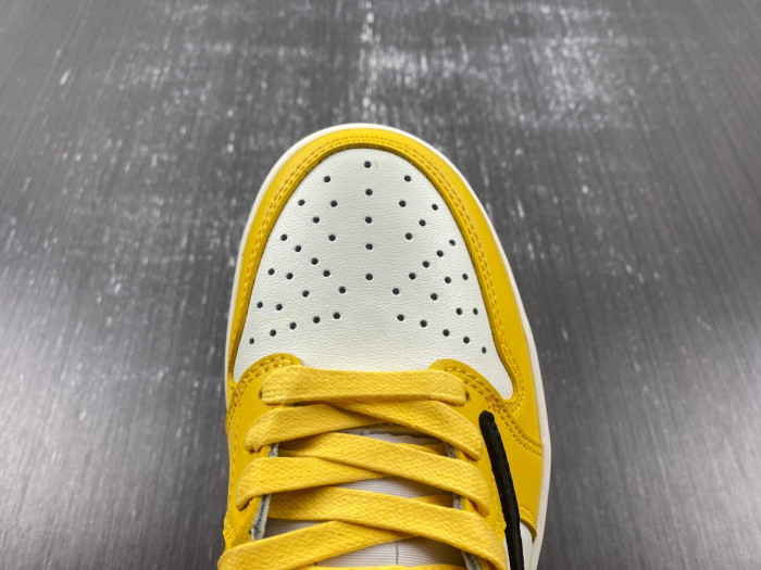 travis scott x air jordan 1 dz4137-700