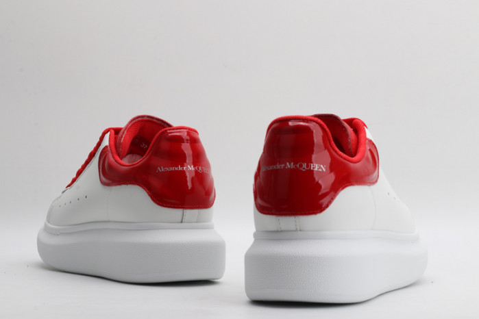alex mcqu sneakers