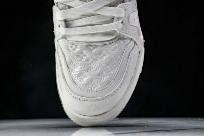 LOVT SNEAKER lv-365