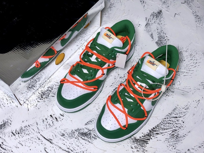 of nike dunk low pine green - ct0856-100