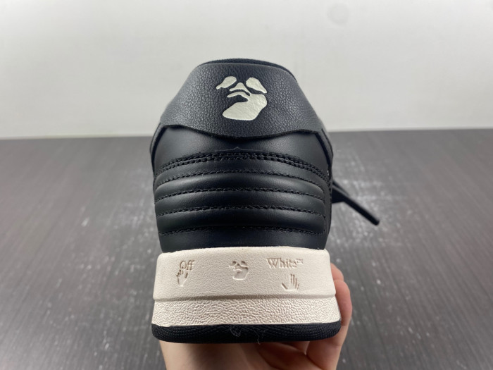 OF SNEAKERS ow-51