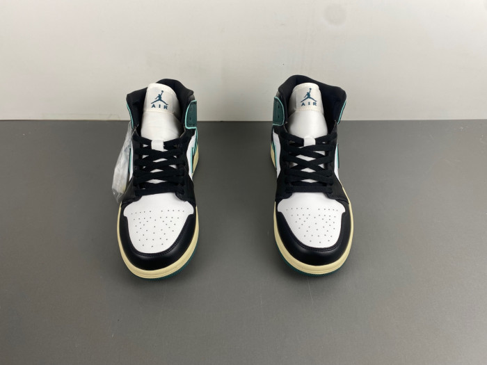 air jordan 1 mid se "legend pink" fq7818-100