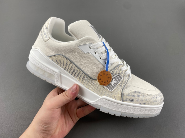 LOVT SNEAKER lv-185