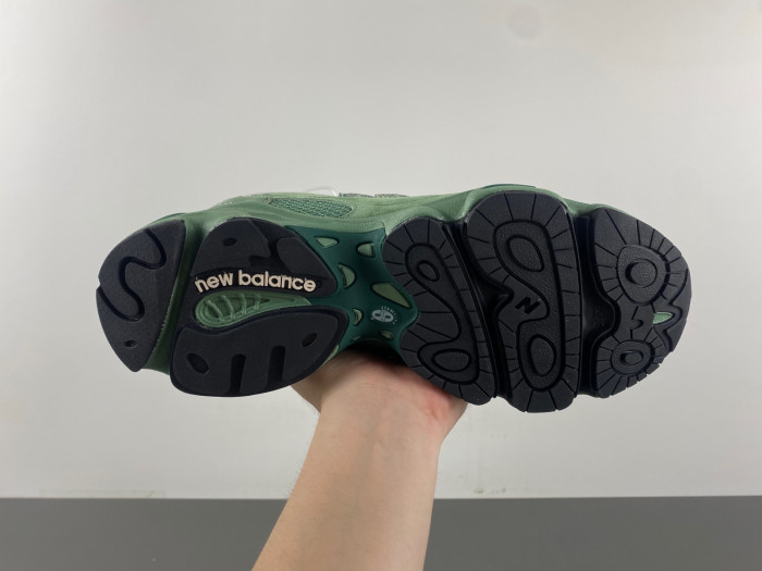 new Ba1an*e 1000 “angora/moonrock” nb x jfg m1000wa