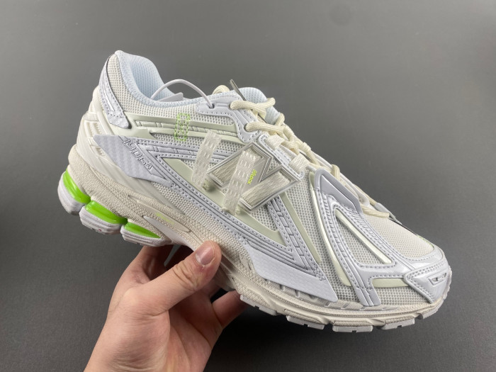 new Ba1an*e u1906ae