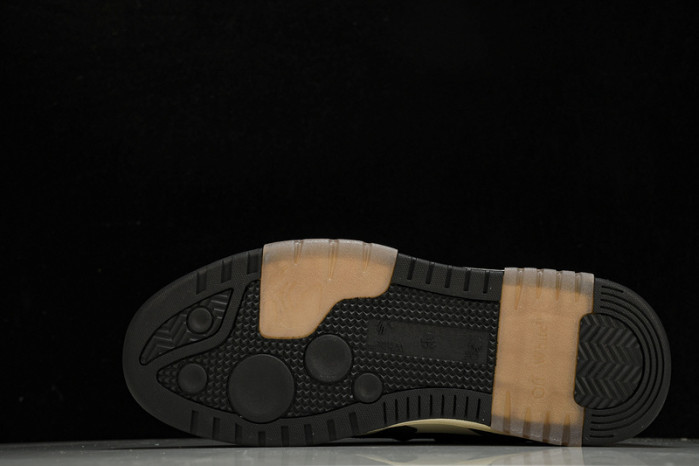 of sneakers ow-08