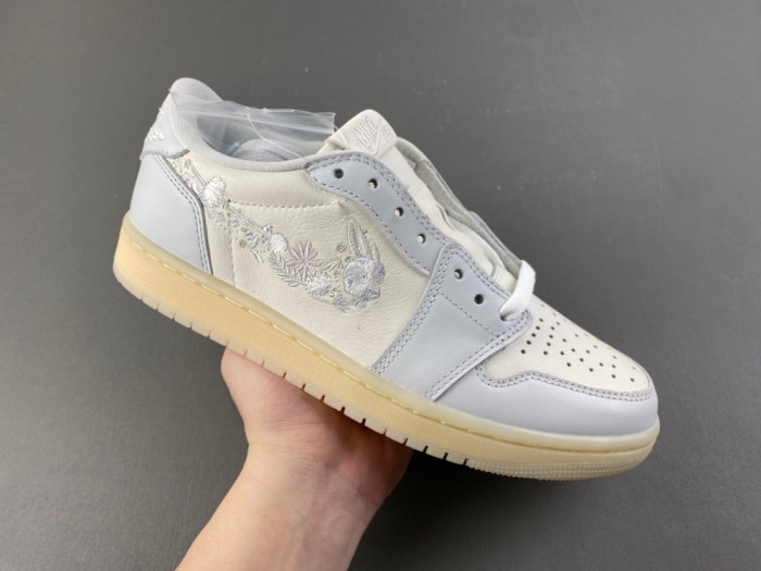 Air Jordan 1 IF4391-100